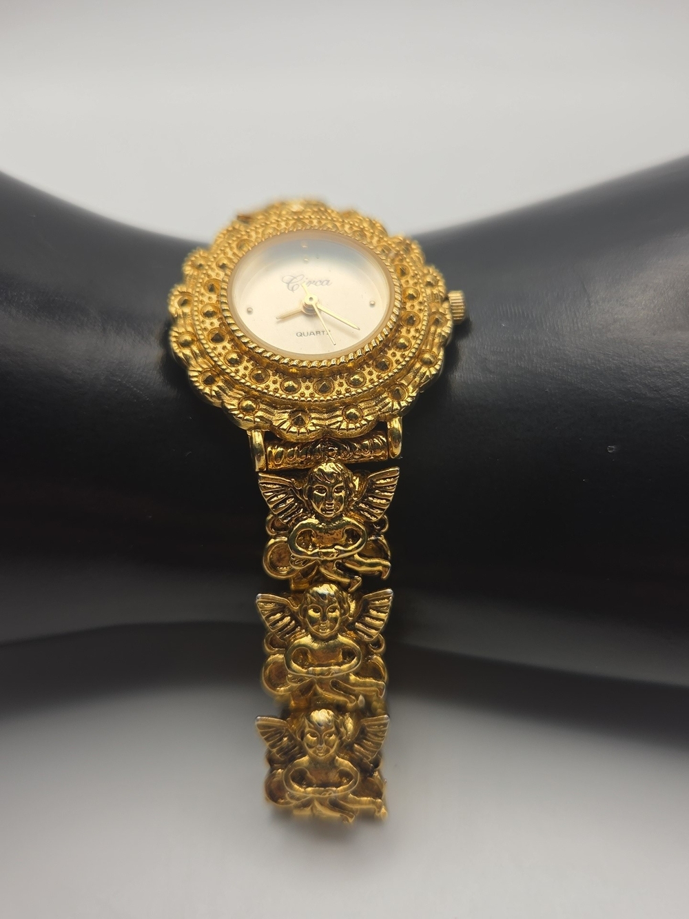 Vintage Circa Angels/Cherub Watch Quartz Gold Tone And Rhinestones